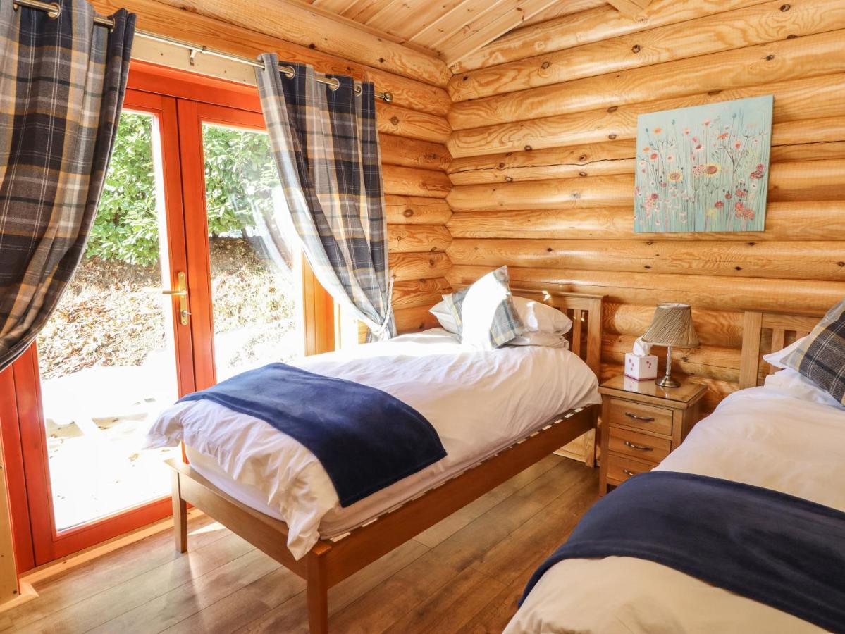 Holly Lodge Oakham Bagian luar foto